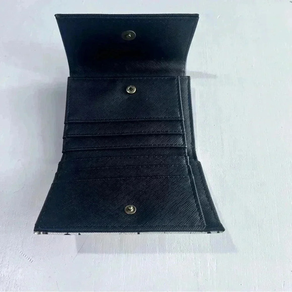 Loungefly official princesses black white trifold wallet collection Disney - Picture 3 of 3